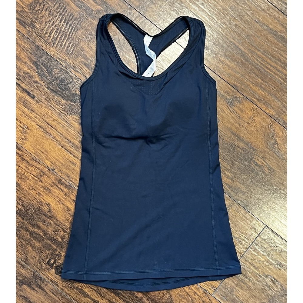 Lululemon Tank Top Navy Crossback Built In Bra Yoga Gym Workout Women's Size 2